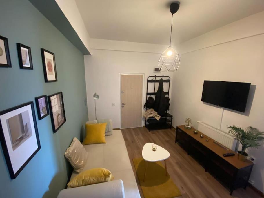Kara'S Apartment Bucarest Extérieur photo